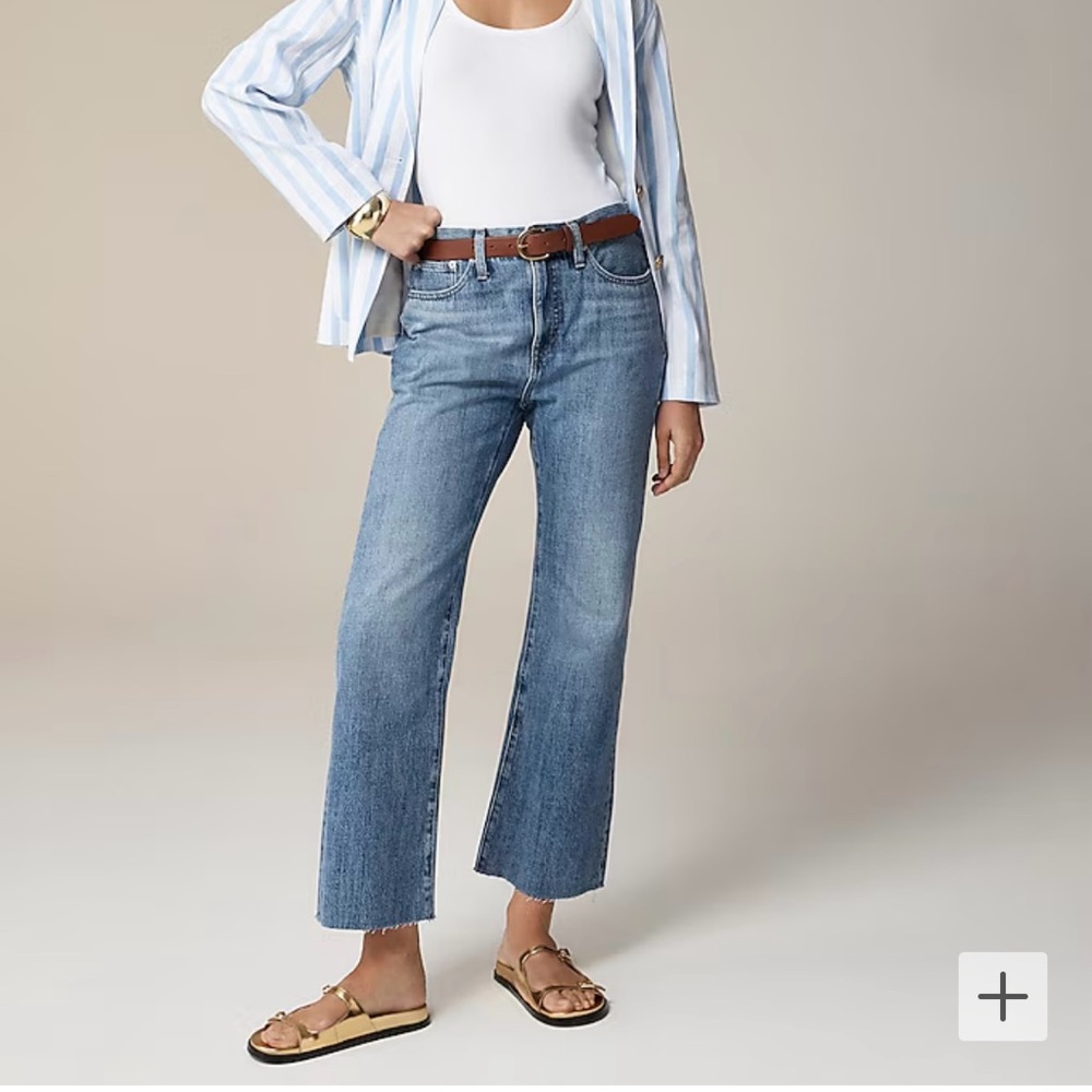 Mid-rise relaxed demi-boot jean in Kamila wash